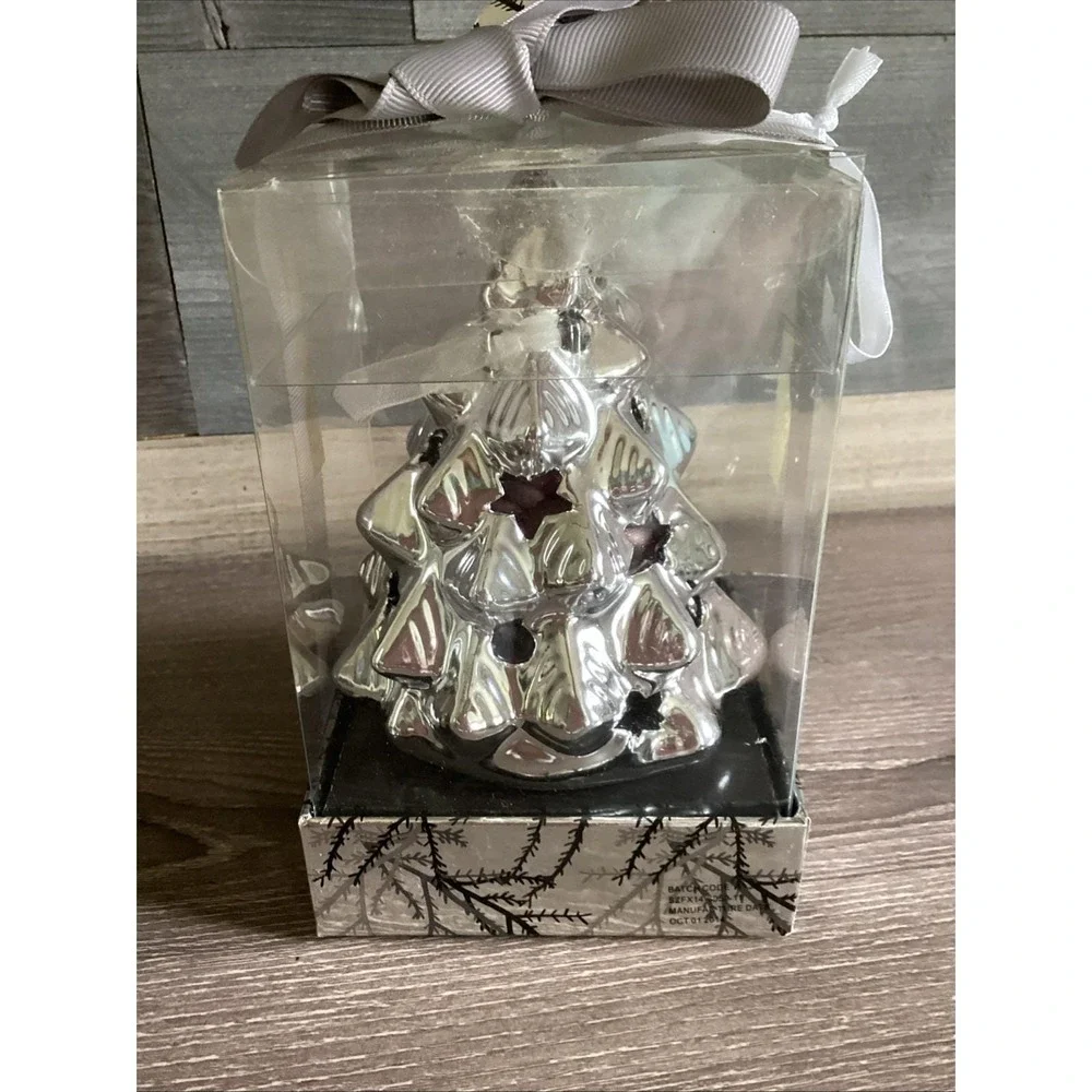 Silver Fragranced Christmas Tree Ornament From Evergreen & Silver Birch Collec